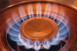 Saigon Petro vừa có thông báo sẽ tăng giá bán lẻ gas thêm 4.000 đồng/bình 12kg, từ ngày 11/5.