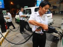 Ứng phó với giá xăng dầu