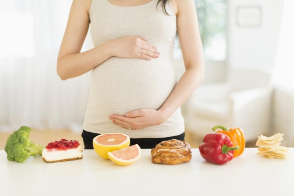 ba bau nen an gi trong nhung thang mang thai 1 - Bà bầu nên ăn gì trong những tháng mang thai để thai nhi luôn khỏe mạnh?