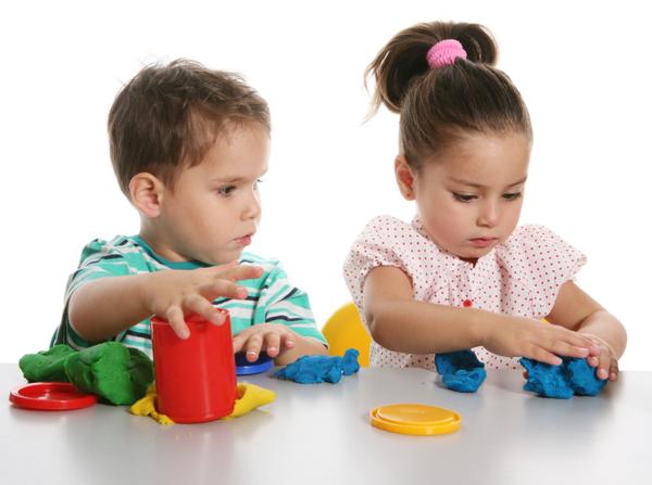 do choi phu hop cho tre mau giao 1 - Cách chọn đồ chơi phù hợp cho trẻ mẫu giáo