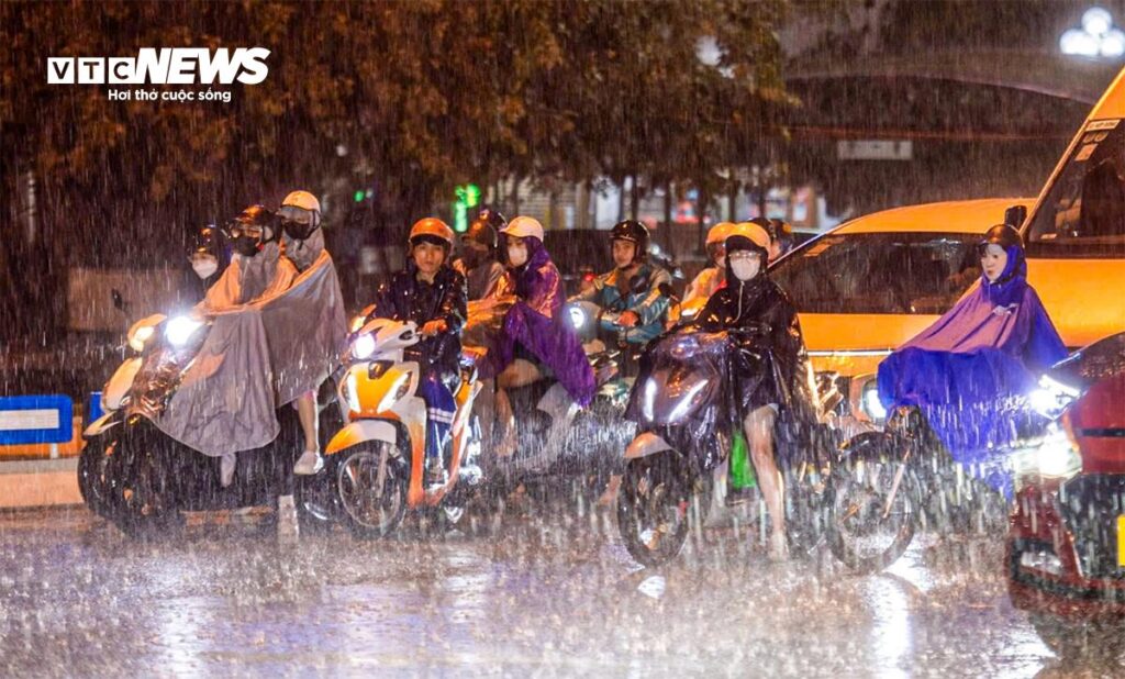 du bao thoi tiet 10 ngay 06312336 1024x618 - Dự Báo Thời Tiết Hôm Nay: Sau Nắng Gắt, Cả Miền Bắc và Trung Bộ Mưa Rào Rải Rác